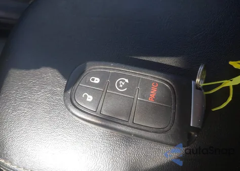 2017 Jeep Cherokee High Altitude 4X4 из США, поврежденный, VIN 1C4PJMDS7HW560914